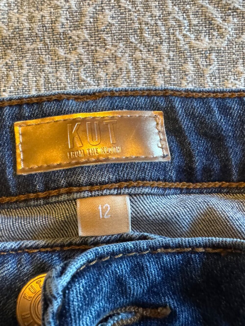 KUT from the Kloth Kelsey High Rise Ankle Flare Jeans 12 - Picture 8 of 9